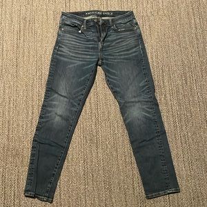 American Eagle, 32x32, blue